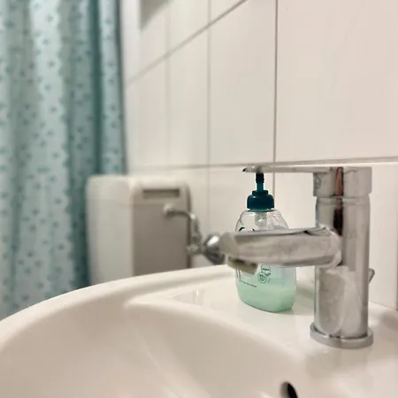 Naehe Uni Mit Parkplatz Appartement *