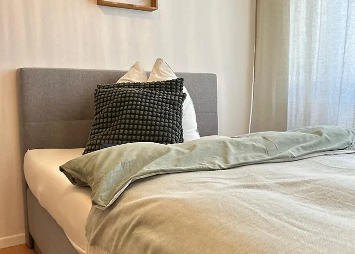 Naehe Uni Mit Parkplatz *